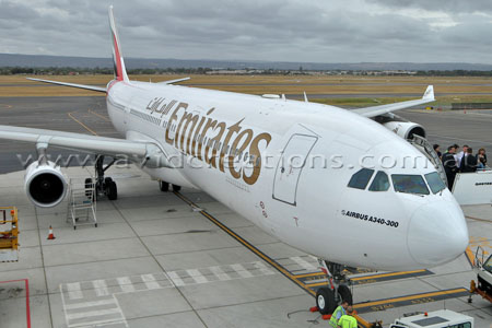 Emirates A340-300