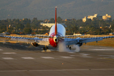 Careful Crosswind Landing